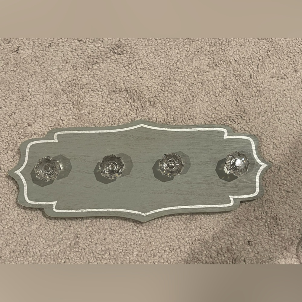 Gray Wall Hook with Clear Knobs